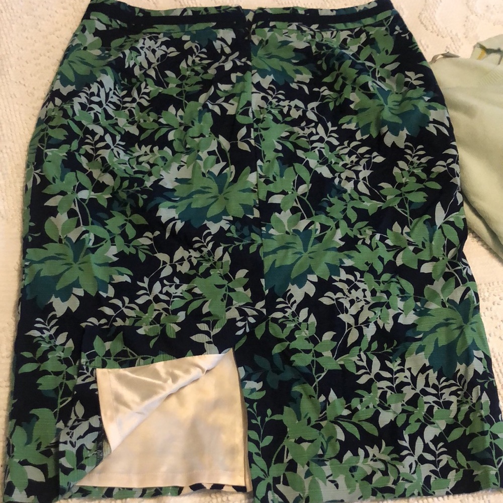 Last day NWOT Boden Cotton Slim Skirt for Spring - Picture 5 of 6